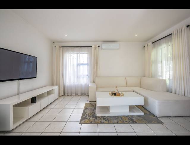 3 BEDROOM CLUSTER FOR SALE IN BROADACRES